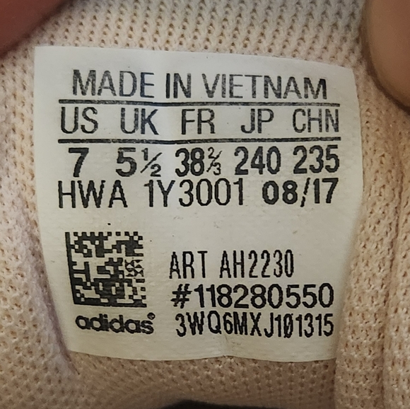 Adidas Neo Cloudfoam Women's Light Pink Sneakers size 7 - Picture 2 of 10